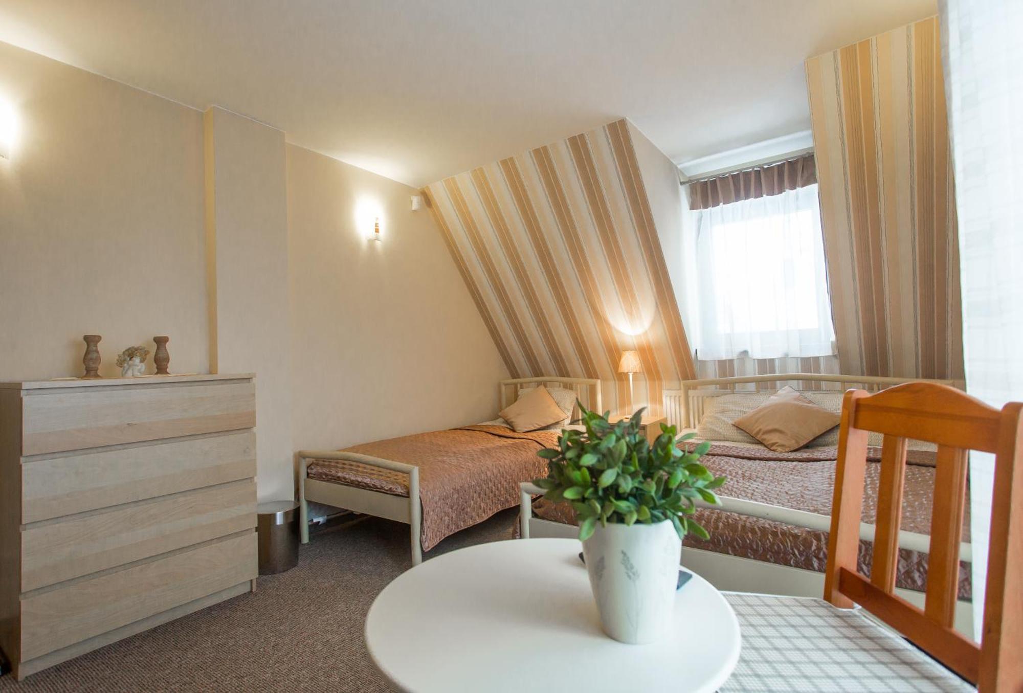 Groń U Kruka Bed & Breakfast エクステリア 写真