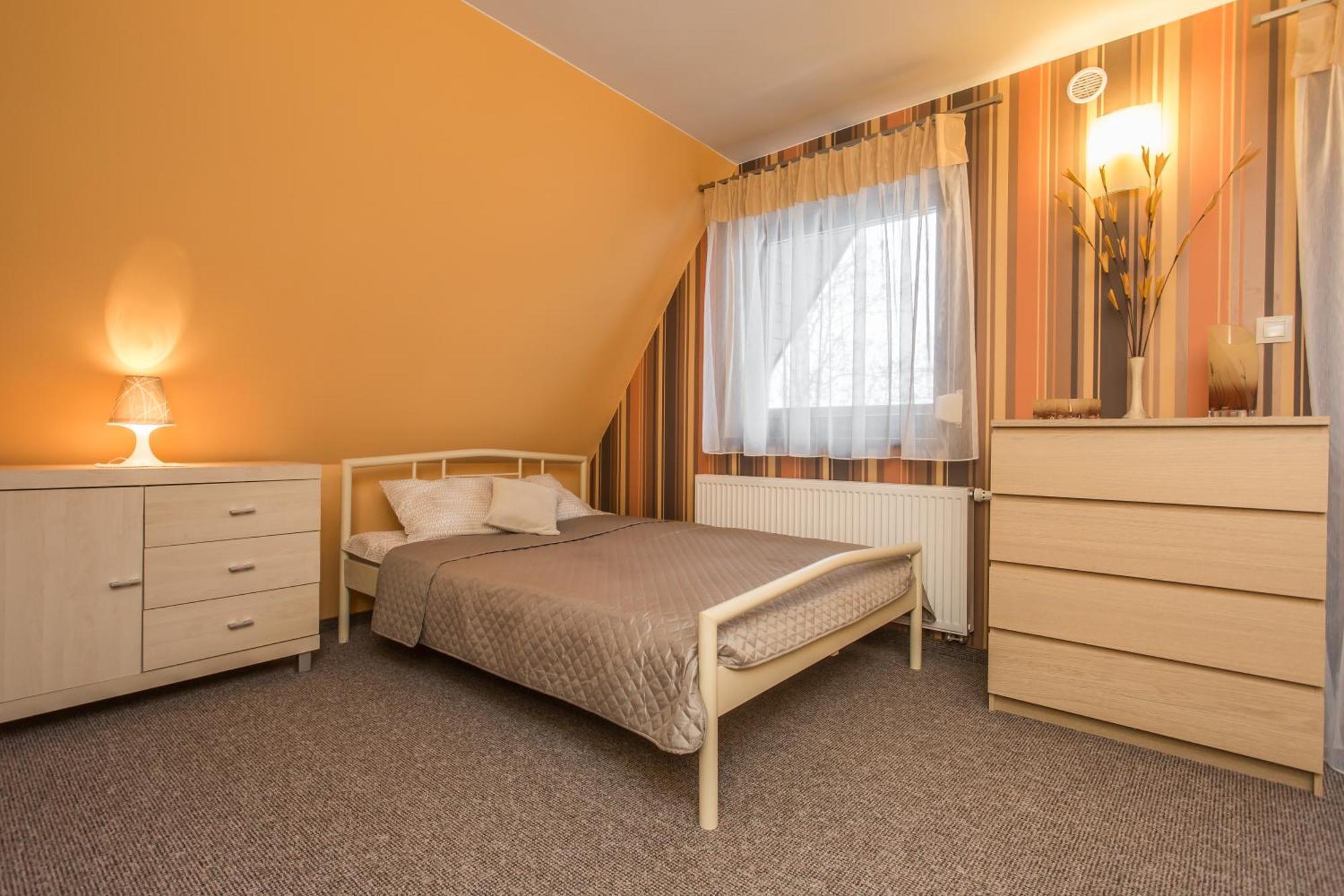Groń U Kruka Bed & Breakfast エクステリア 写真
