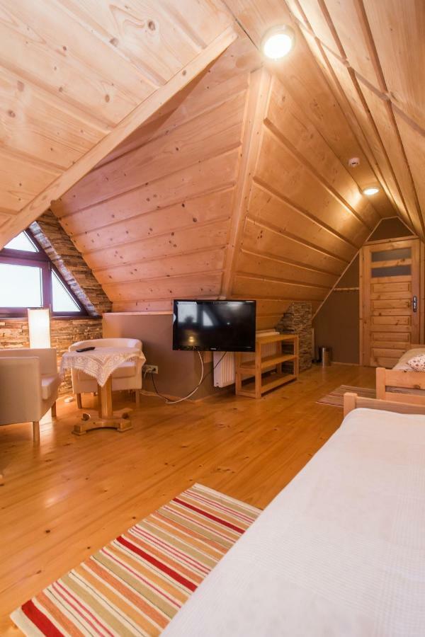 Groń U Kruka Bed & Breakfast エクステリア 写真